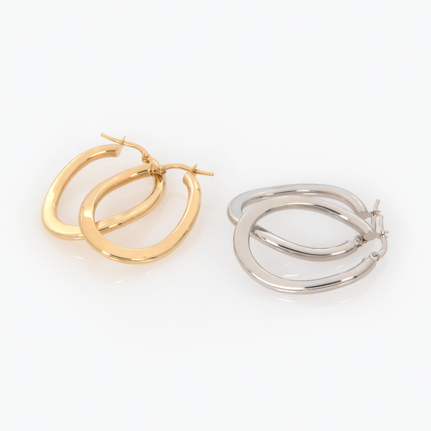 Wavy Oval Hoop Earrings