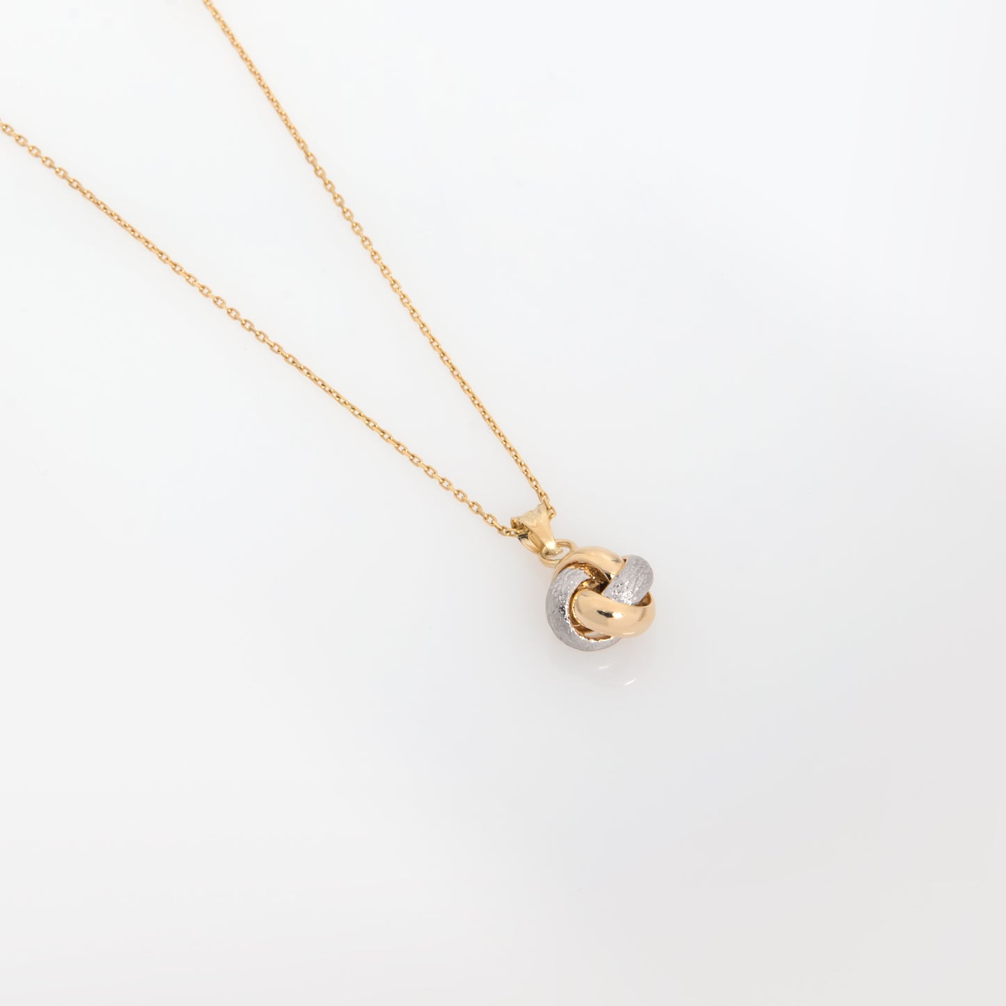 Two-Τone Knot Necklace