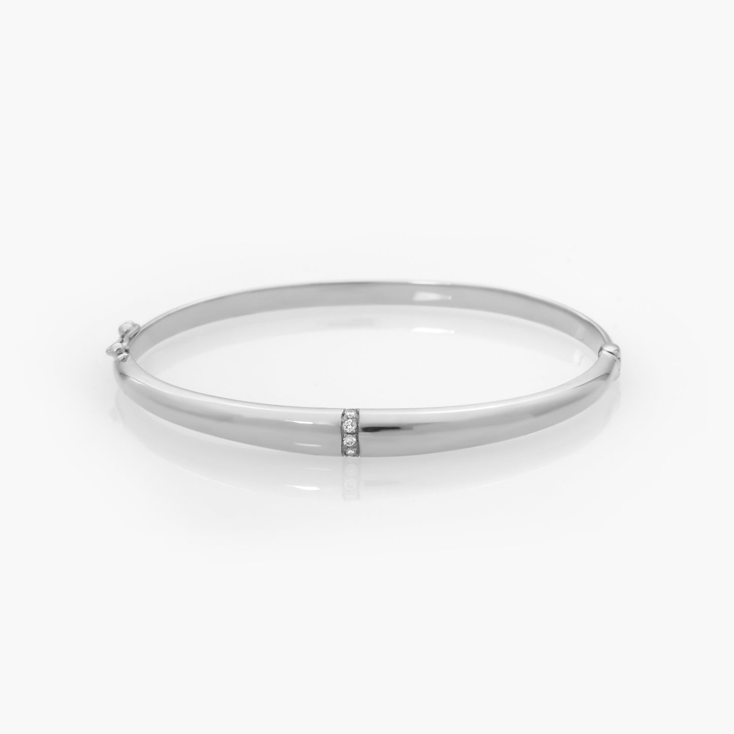 Oval Bangle with 5 Diamonds