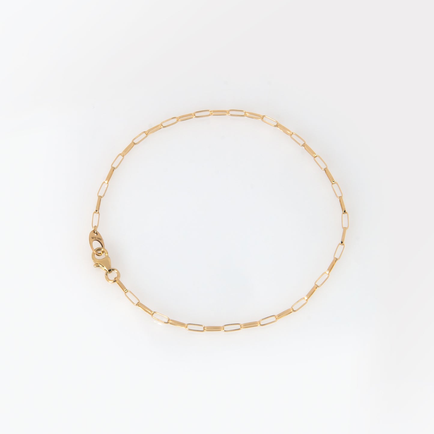 Delicate Gold Paperclip Bracelet