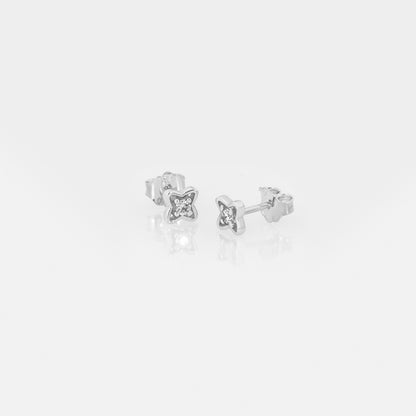 14K Gold Petal Clover Diamond Stud Earrings – Lab-Grown Diamond Floral Studs