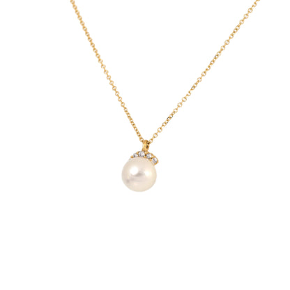 Floating Pearl Necklace