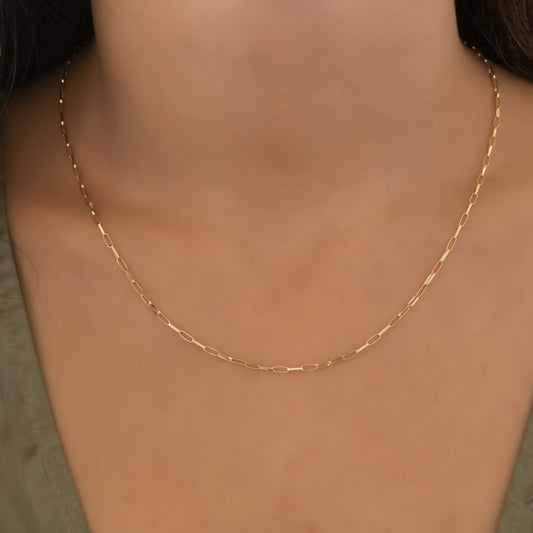 Delicate Gold Paperclip Necklace