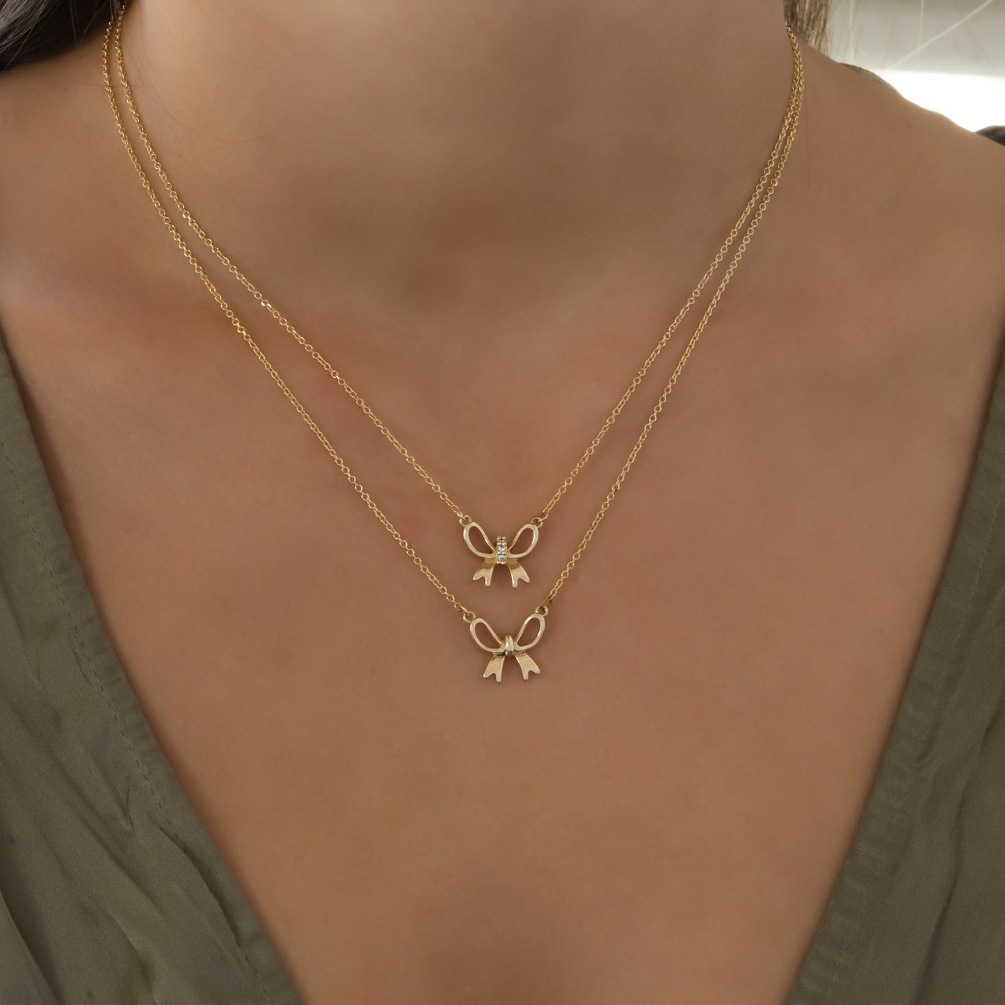 Dainty Bow Necklace
