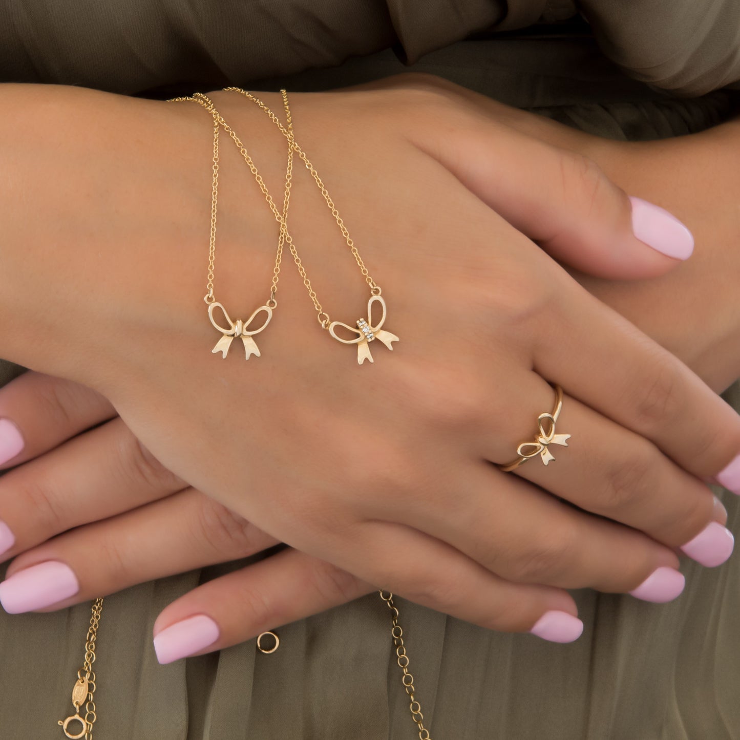 Delicate Bow Ring