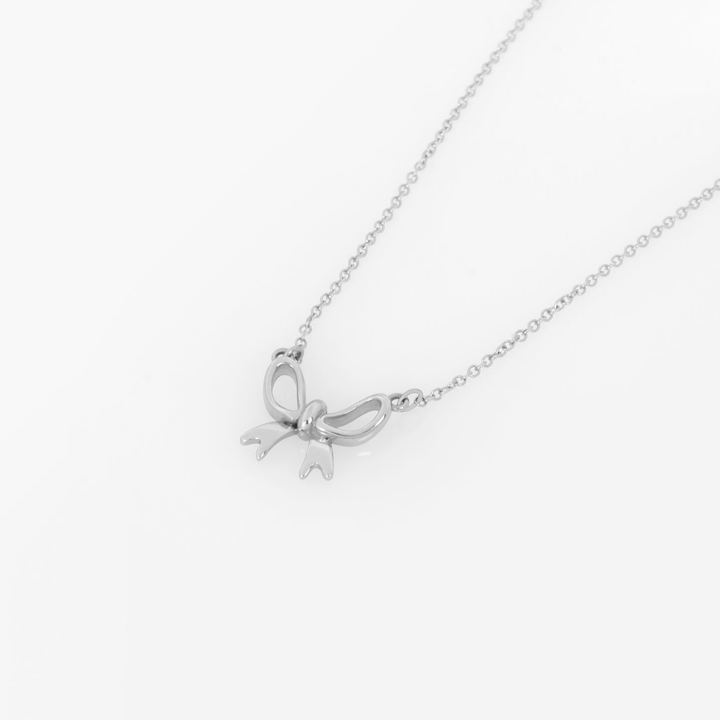 Dainty Bow Necklace