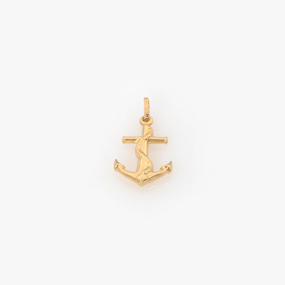 Bold Anchor Pendant Necklace