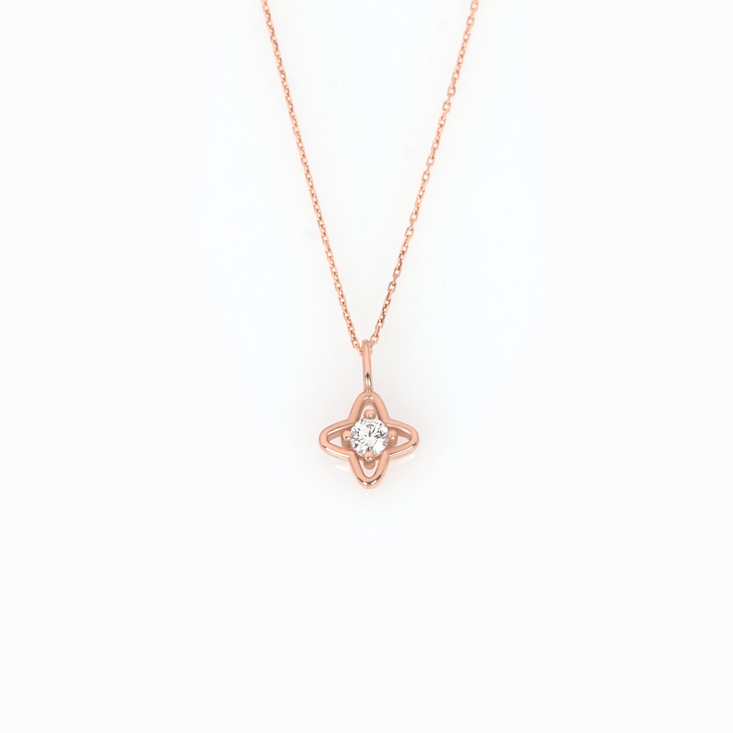 14K Gold Petal Clover Diamond Necklace – Lab-Grown Diamond Floral Pendant