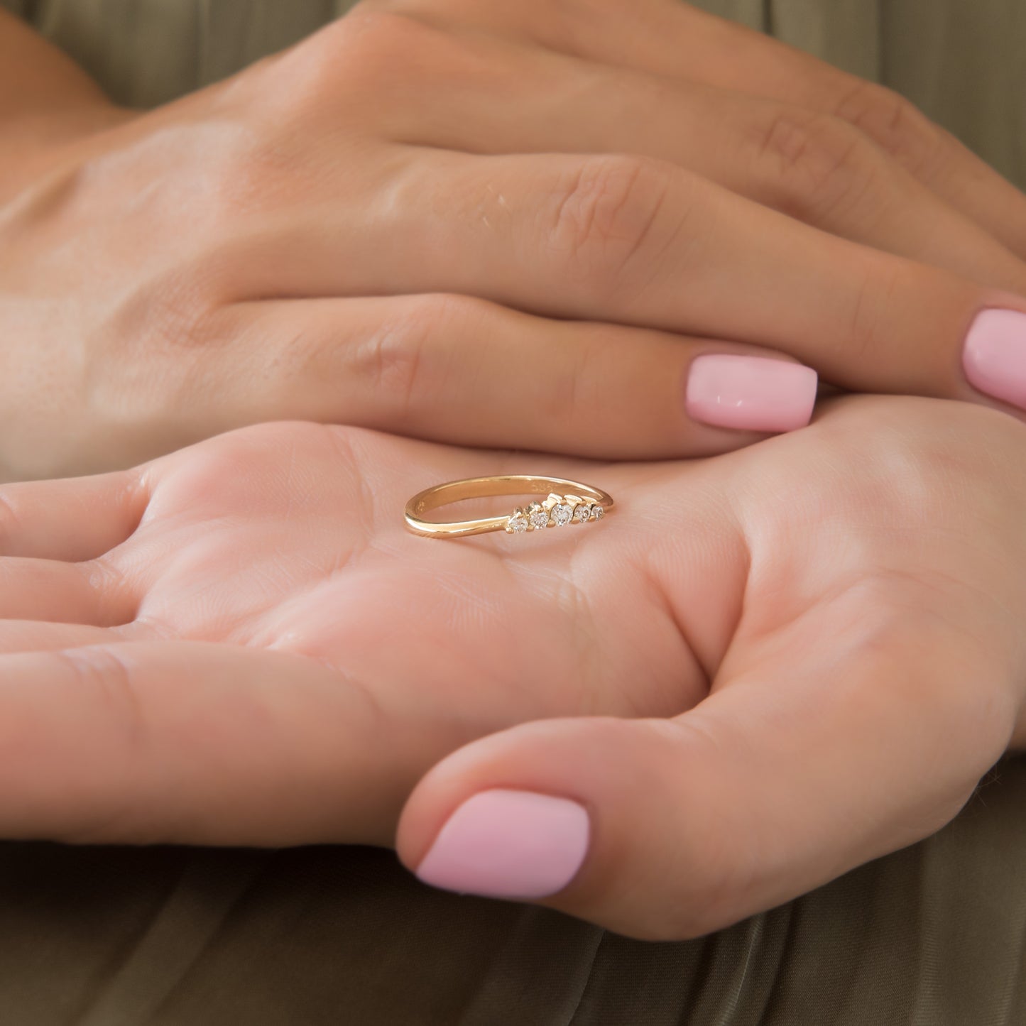 Curved Gemstone Ring