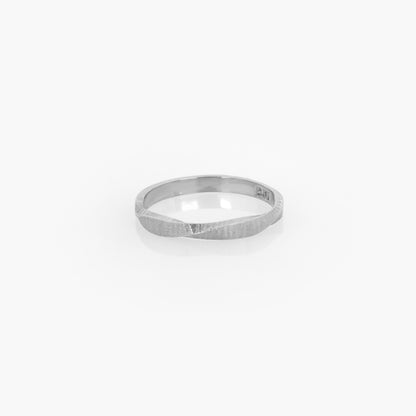 Mobius Diamond Cut Textured Ring