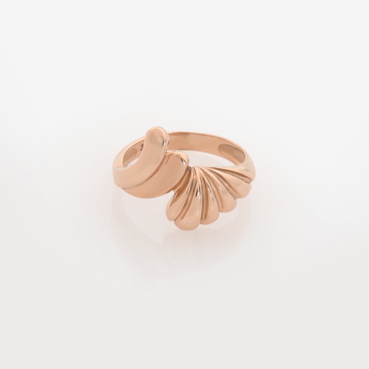 Shell Statement Ring