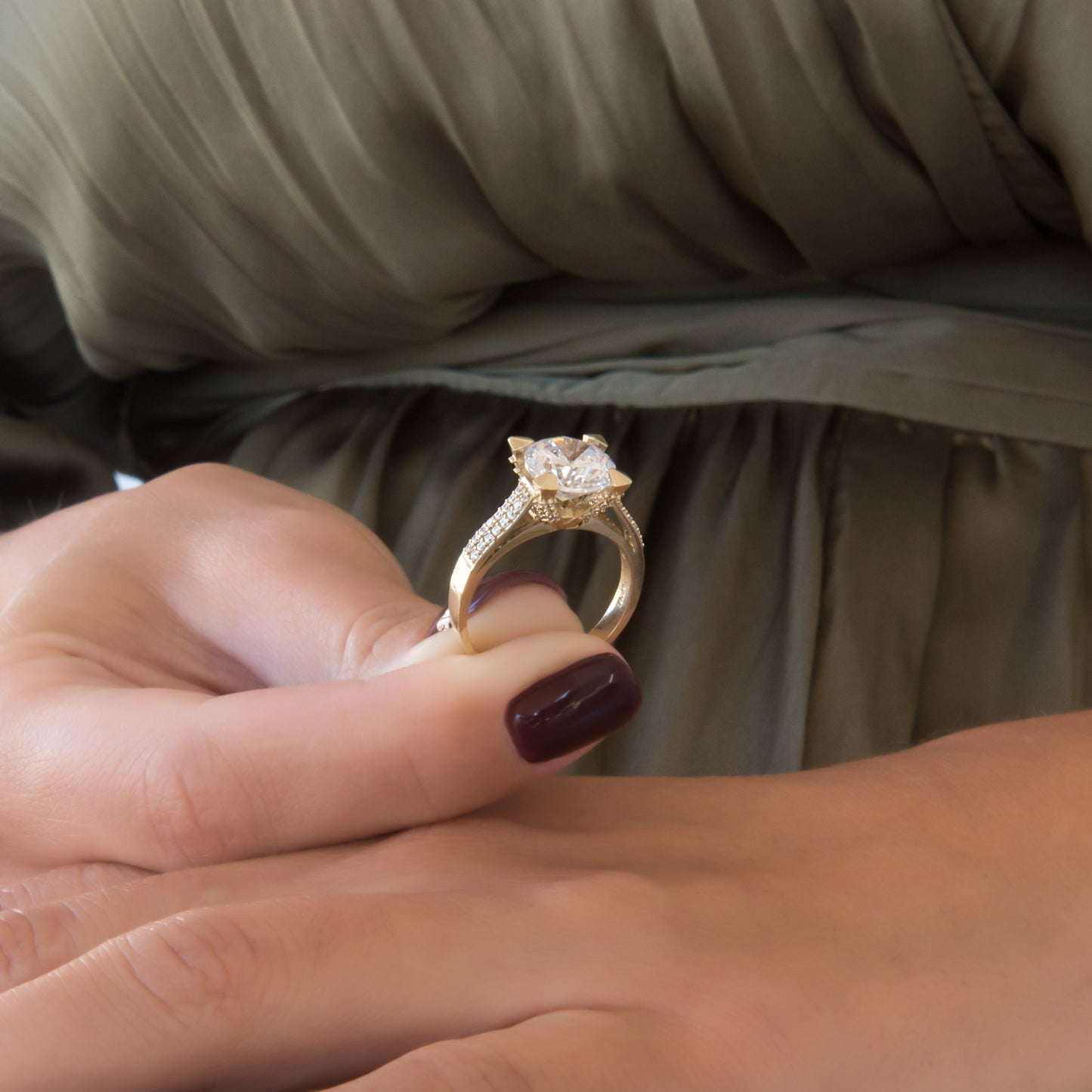 Luxury Gold Solitaire Ring