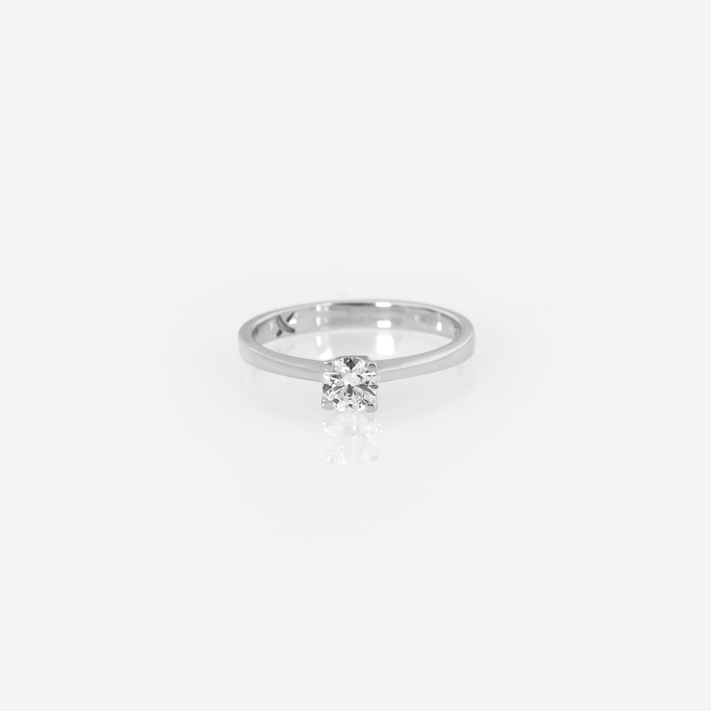 White Gold 18k Natural Diamond Solitaire Ring