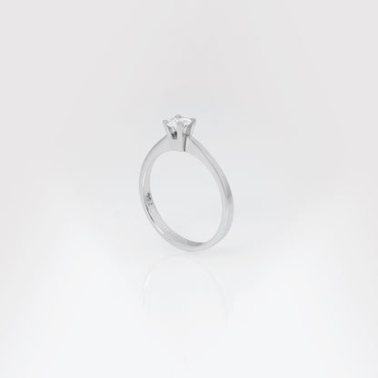 White Gold 18k Natural Diamond Solitaire Ring