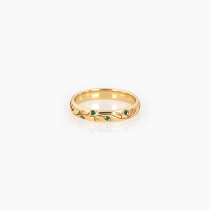 Solid Gold Botanical Wedding Band – Verdure Engraved Leaf Ring with Gemstone Accents