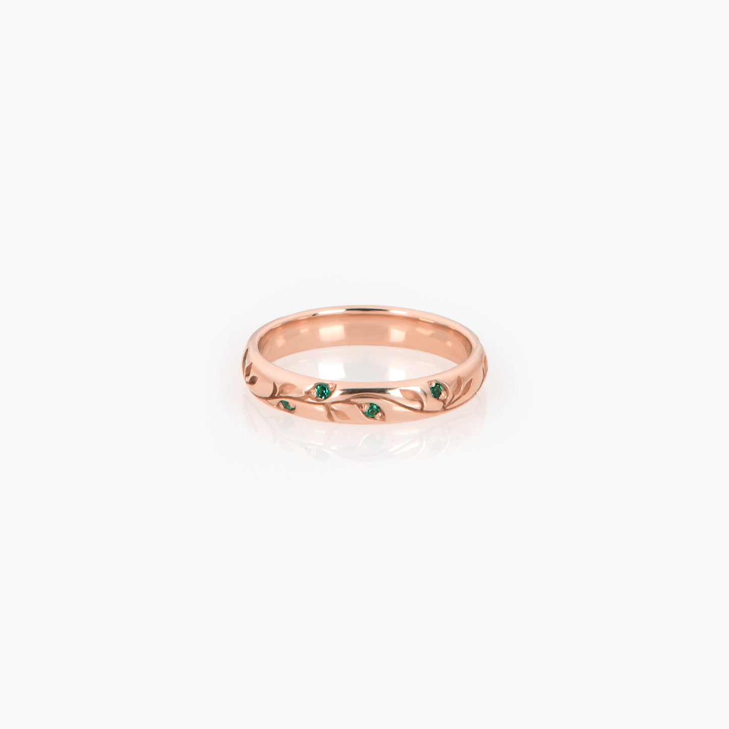 Solid Gold Botanical Wedding Band – Verdure Engraved Leaf Ring with Gemstone Accents