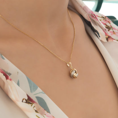 Two-Τone Knot Necklace