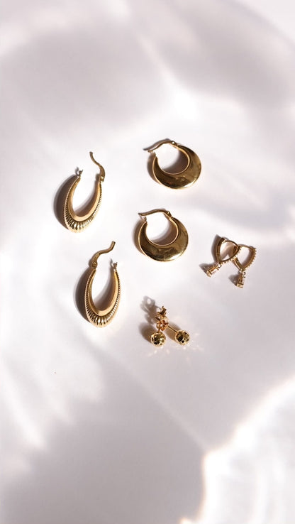 Ribbed Hoop Earrings