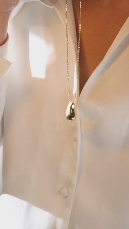 Kendall Teardrop Necklace